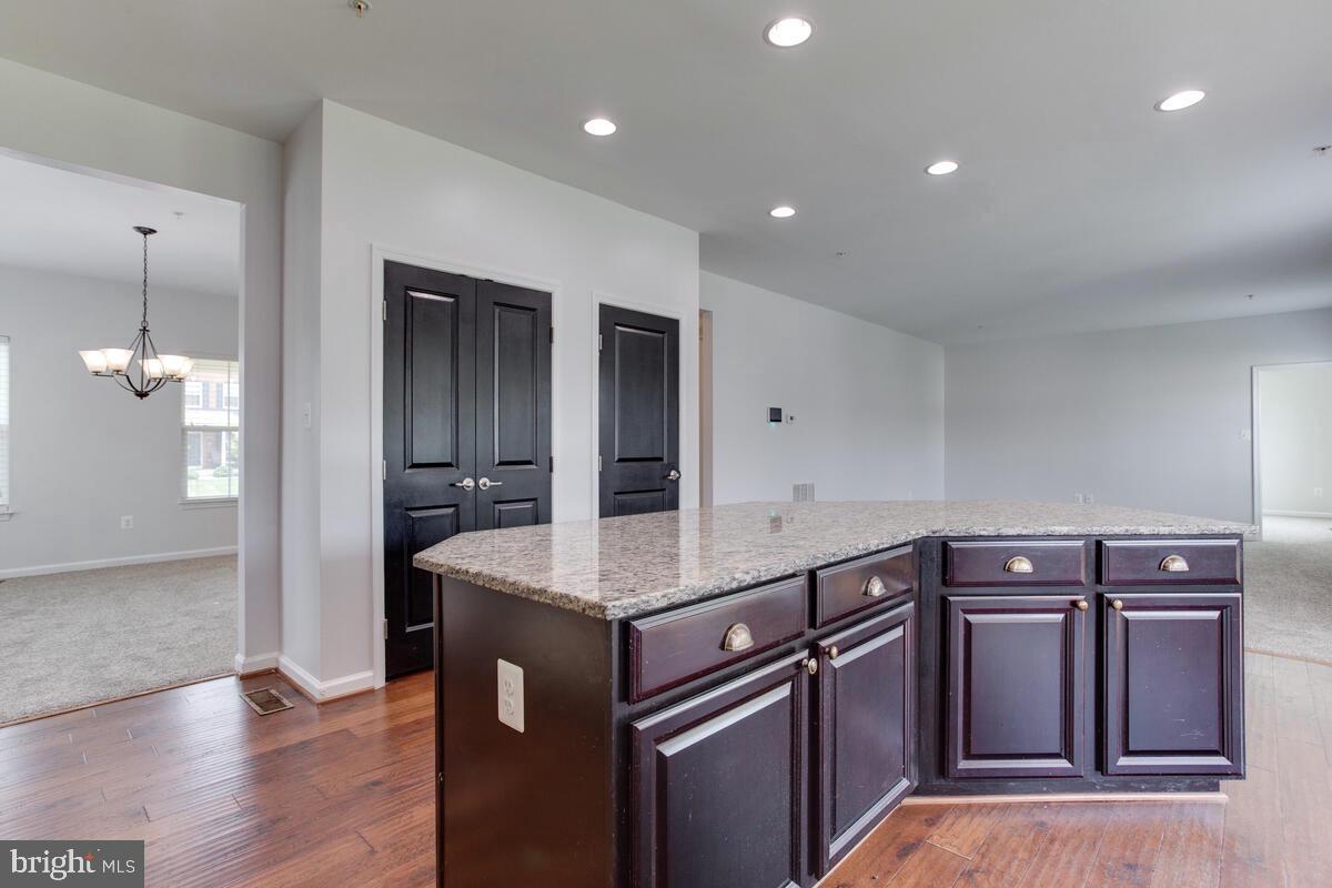 BRENTWOOD - Residential