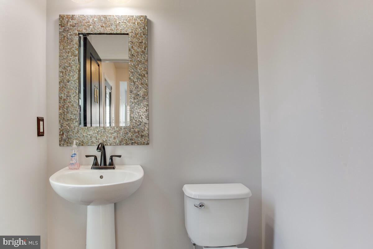 BRENTWOOD - Residential