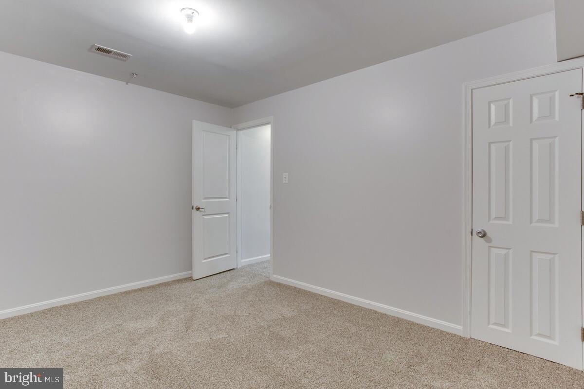 BRENTWOOD - Residential