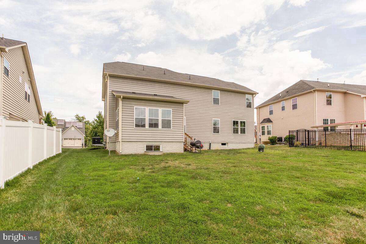 BRENTWOOD - Residential