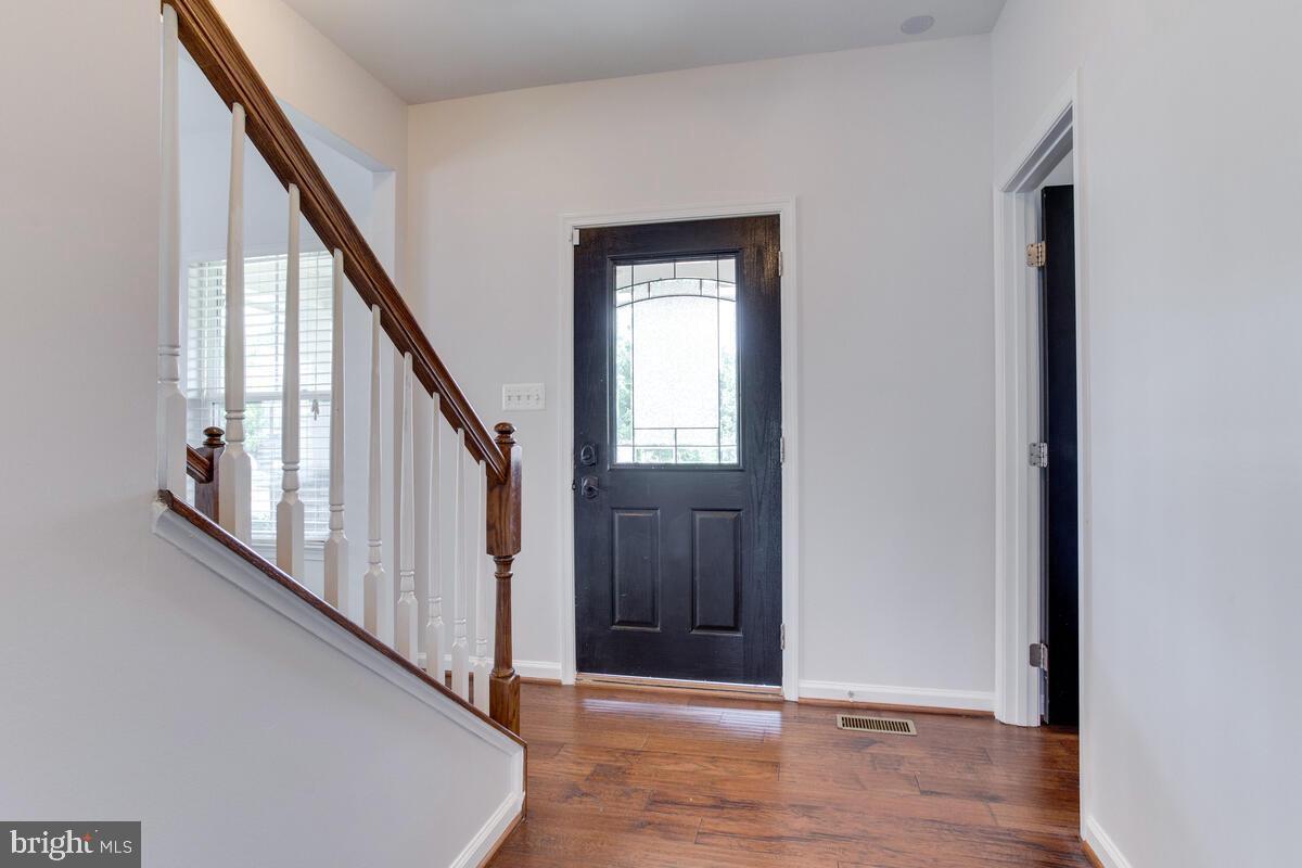 BRENTWOOD - Residential