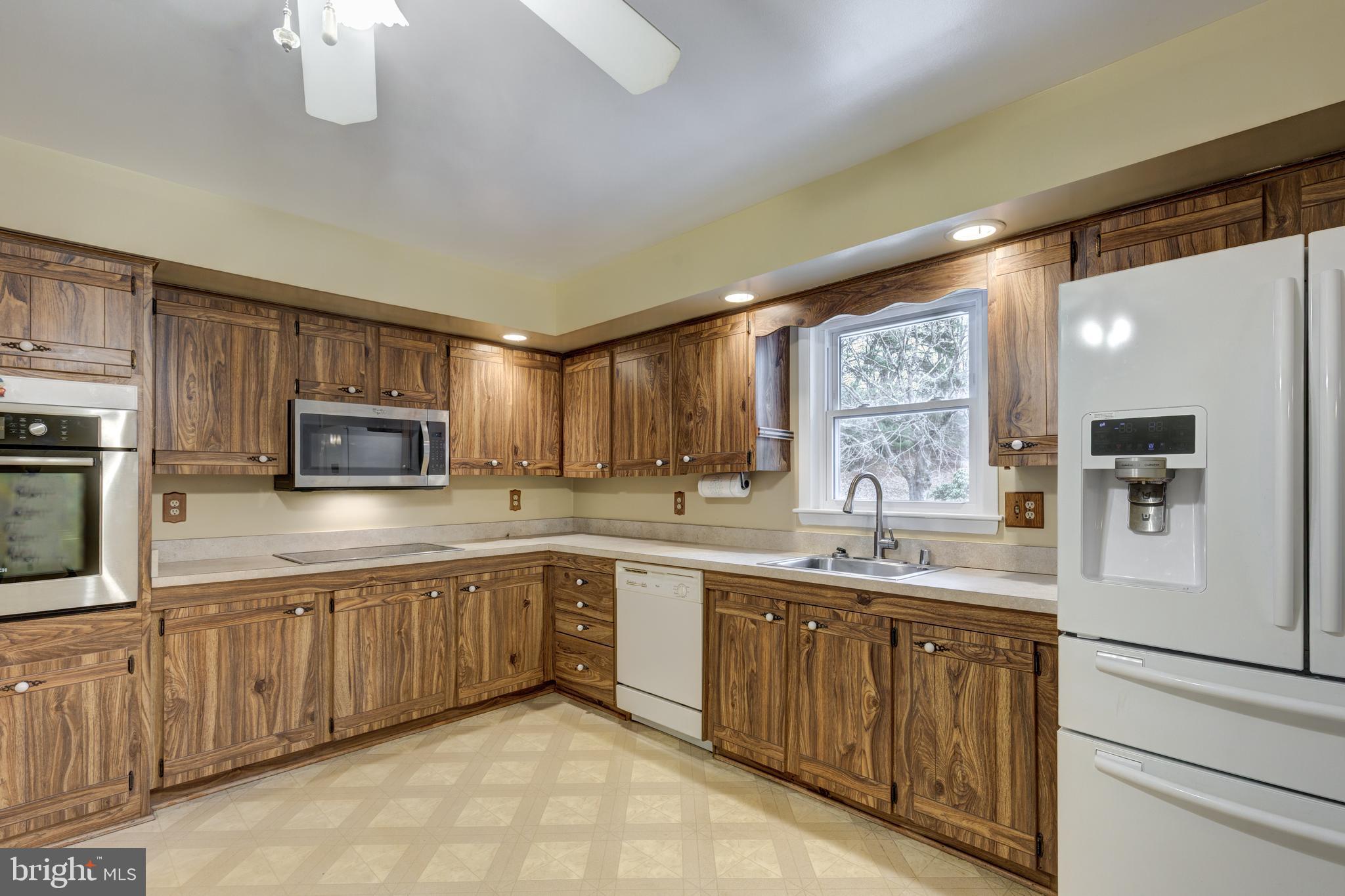 FLEMING WAY ESTATES - Residential