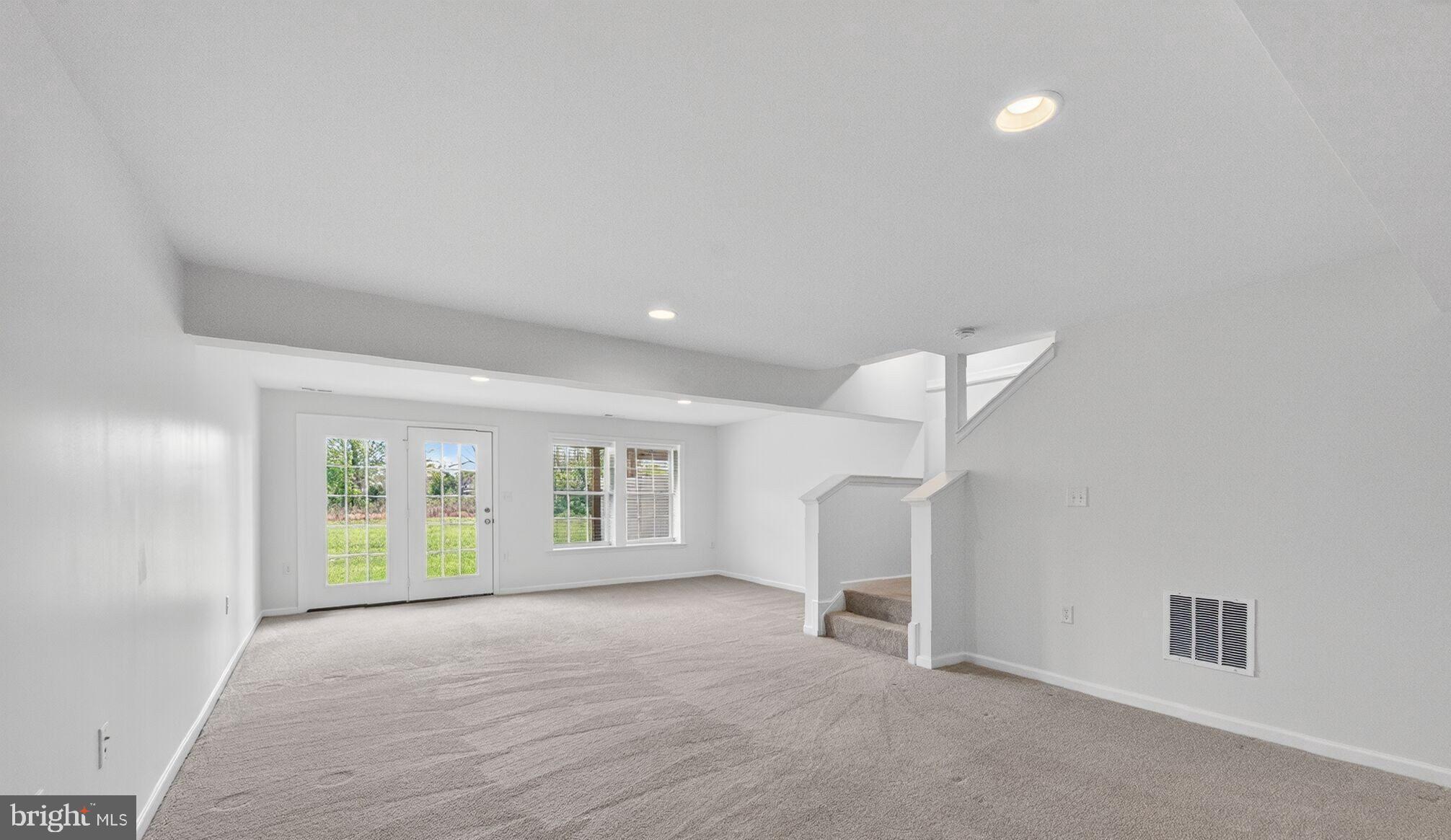 FREEDOM MANOR - Residential