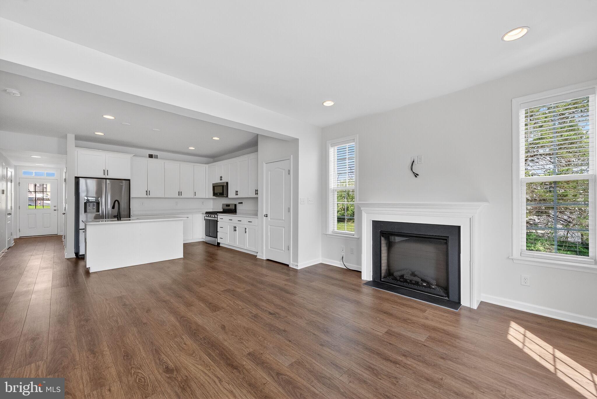 FREEDOM MANOR - Residential