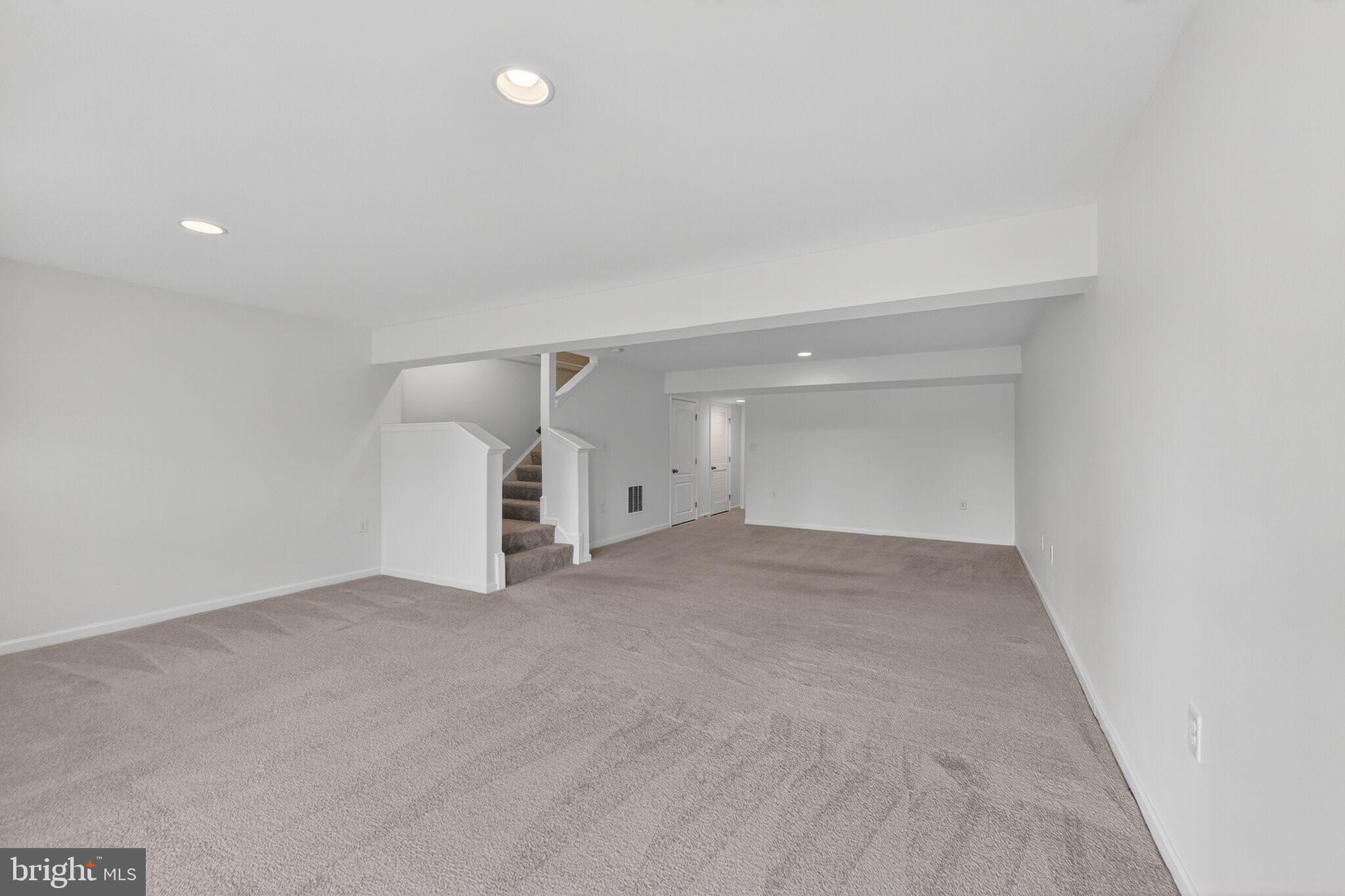 FREEDOM MANOR - Residential