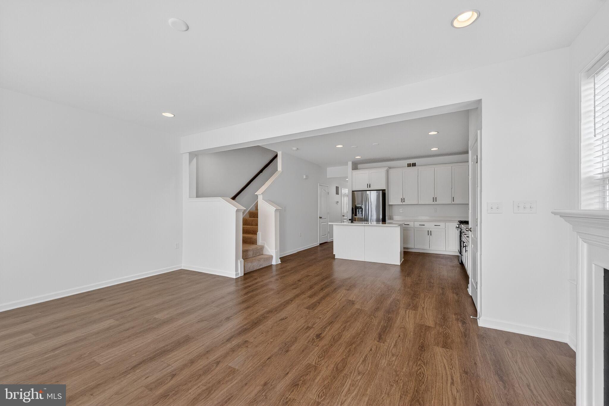 FREEDOM MANOR - Residential