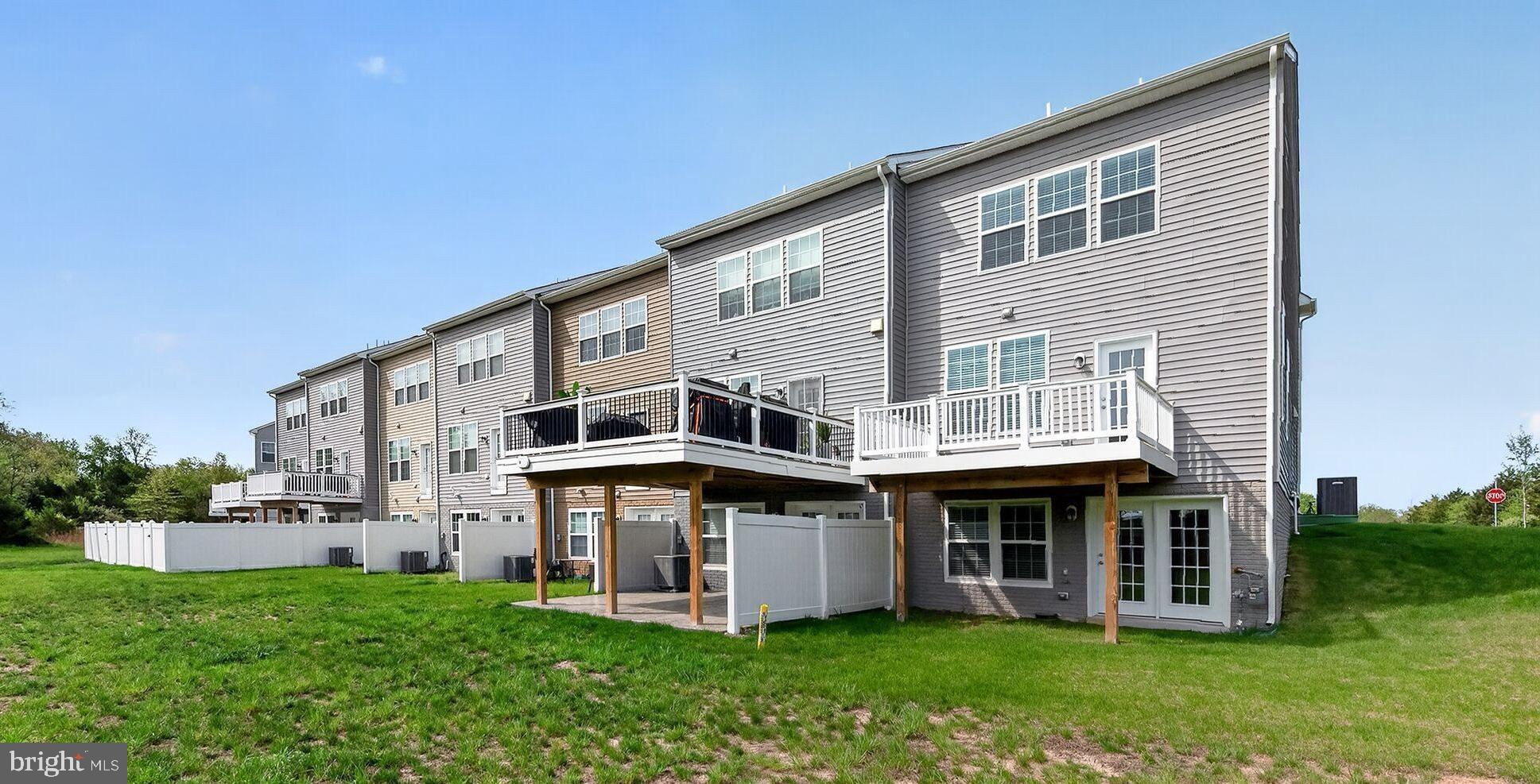 FREEDOM MANOR - Residential