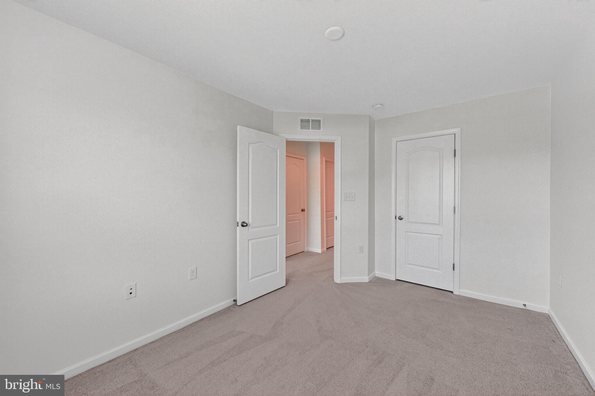 FREEDOM MANOR - Residential