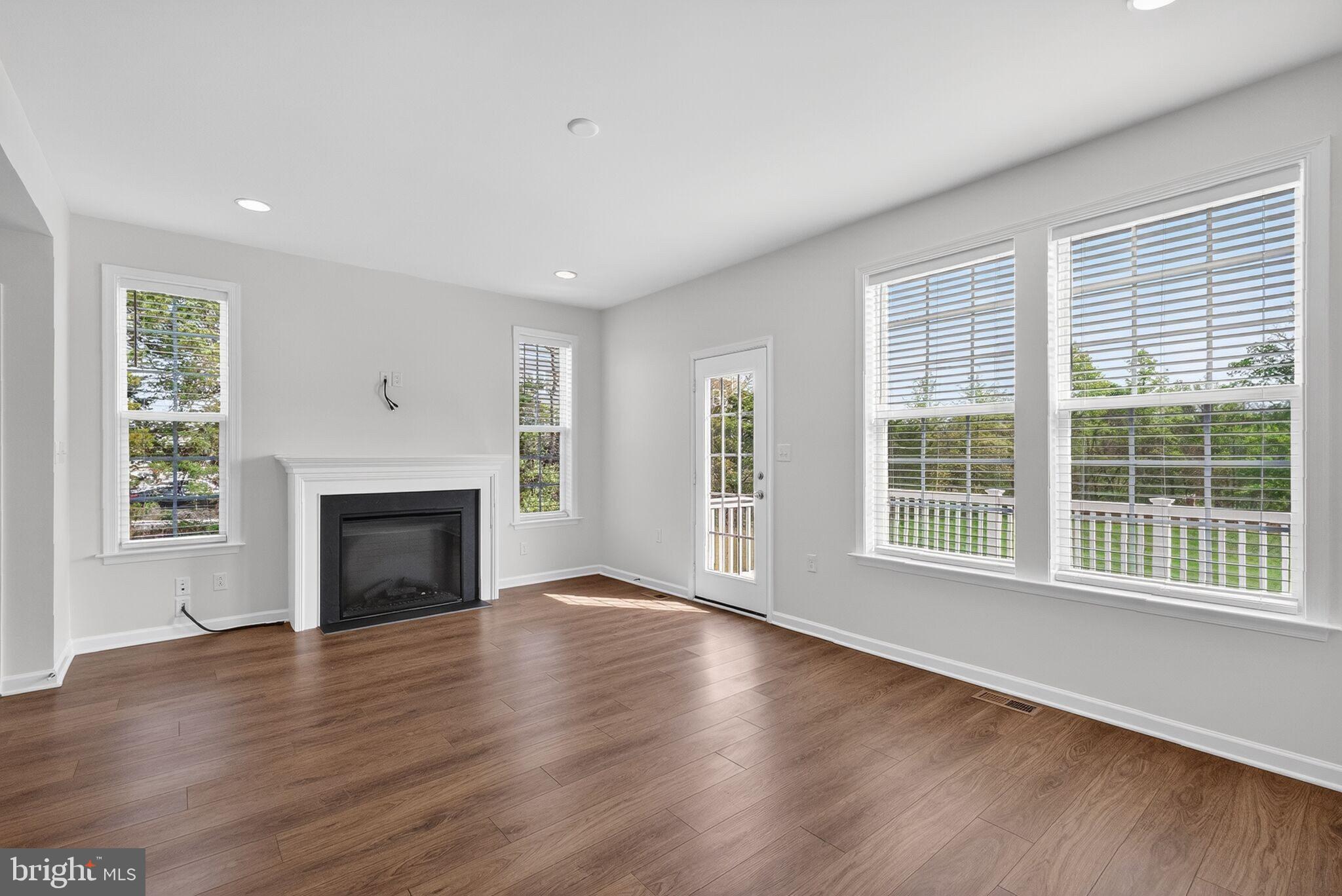 FREEDOM MANOR - Residential