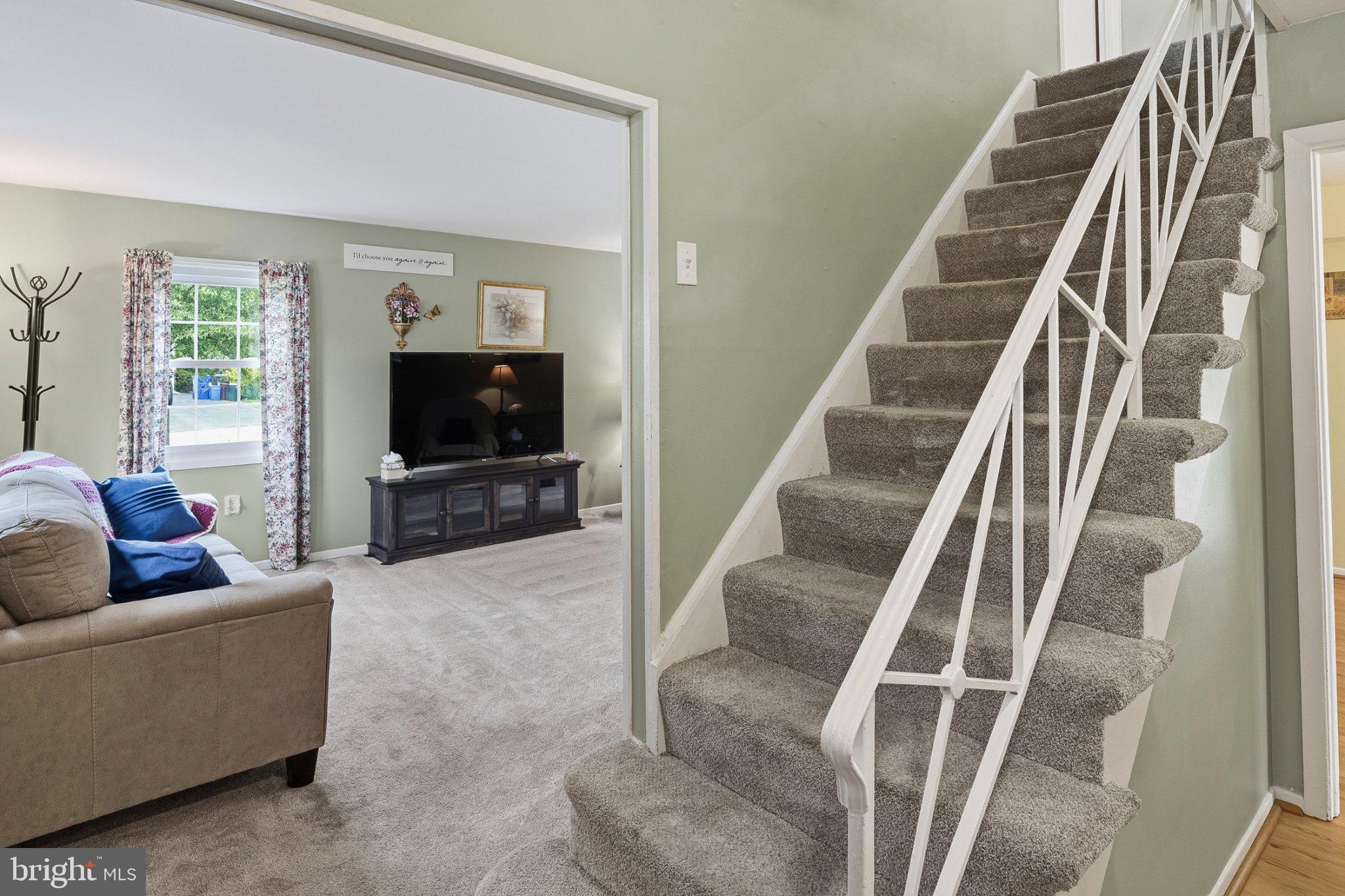 2921 BARRISTER LANE