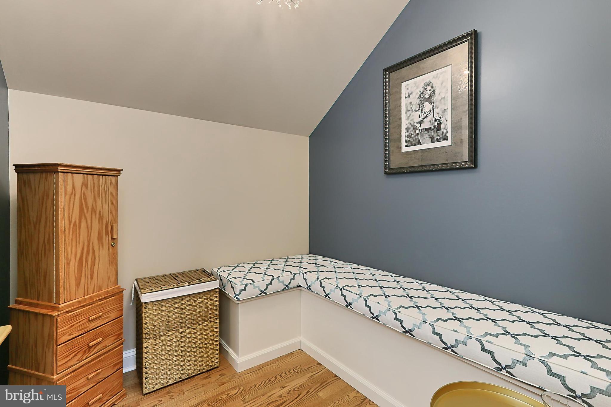 WATERFORD CREEK - Residential