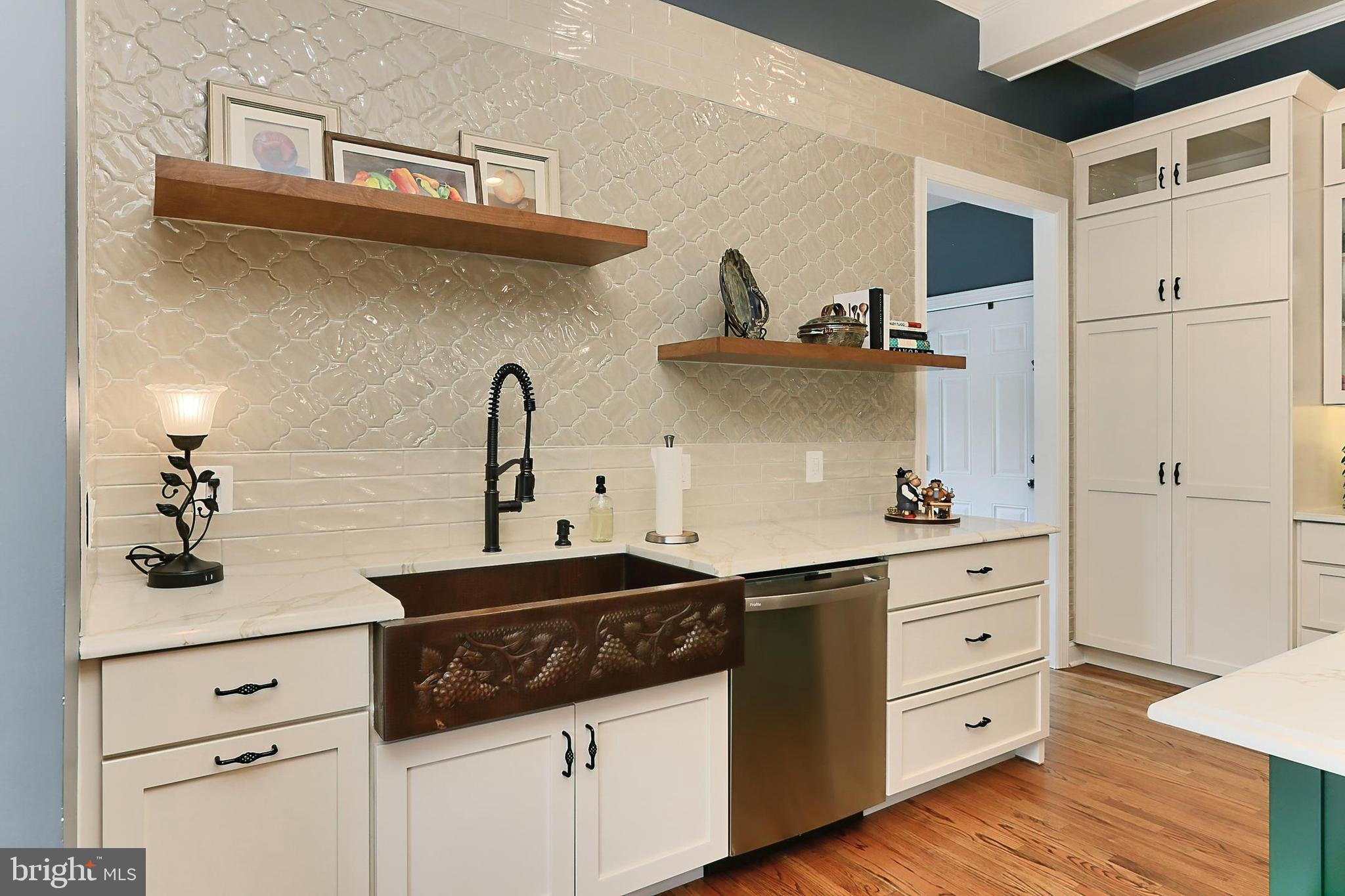 WATERFORD CREEK - Residential