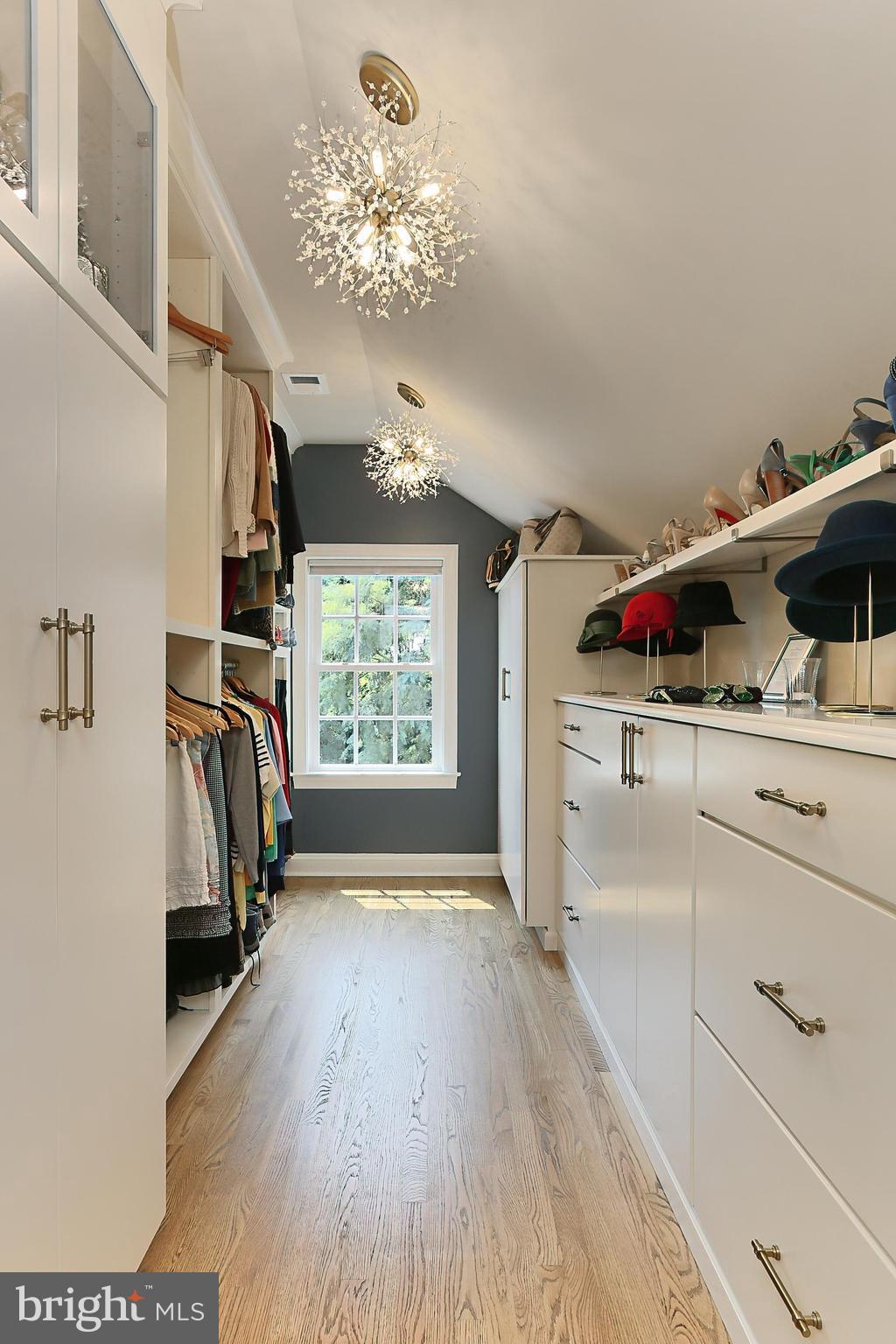 WATERFORD CREEK - Residential