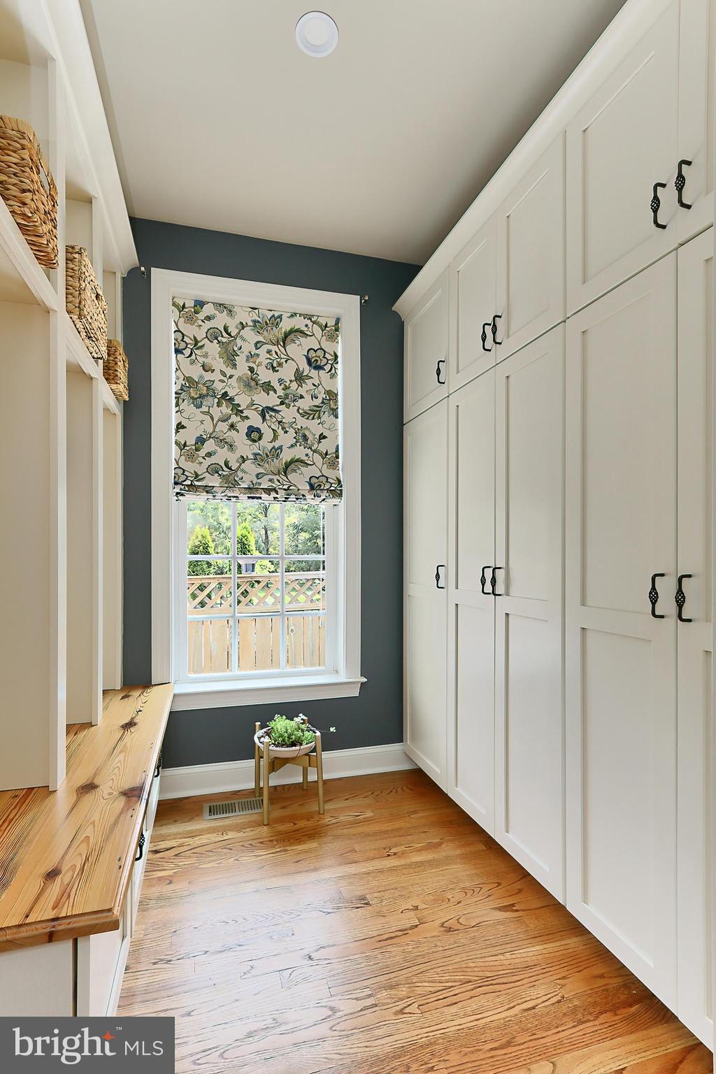 WATERFORD CREEK - Residential