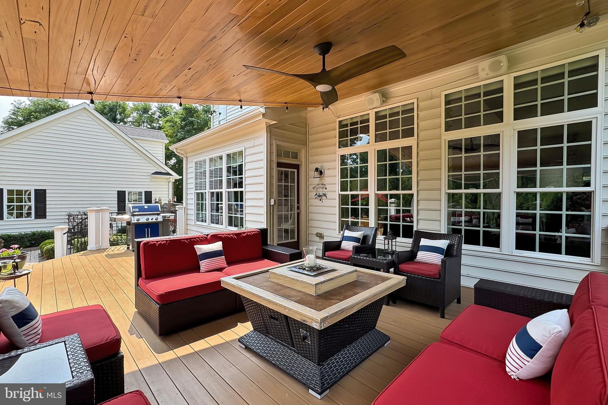 WATERFORD CREEK - Residential