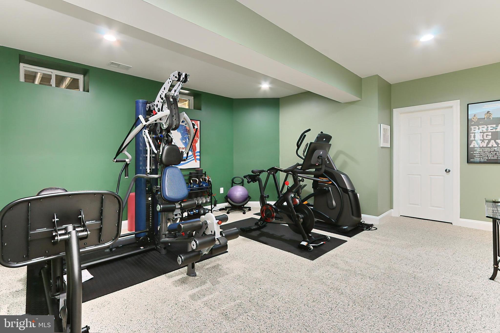 WATERFORD CREEK - Residential