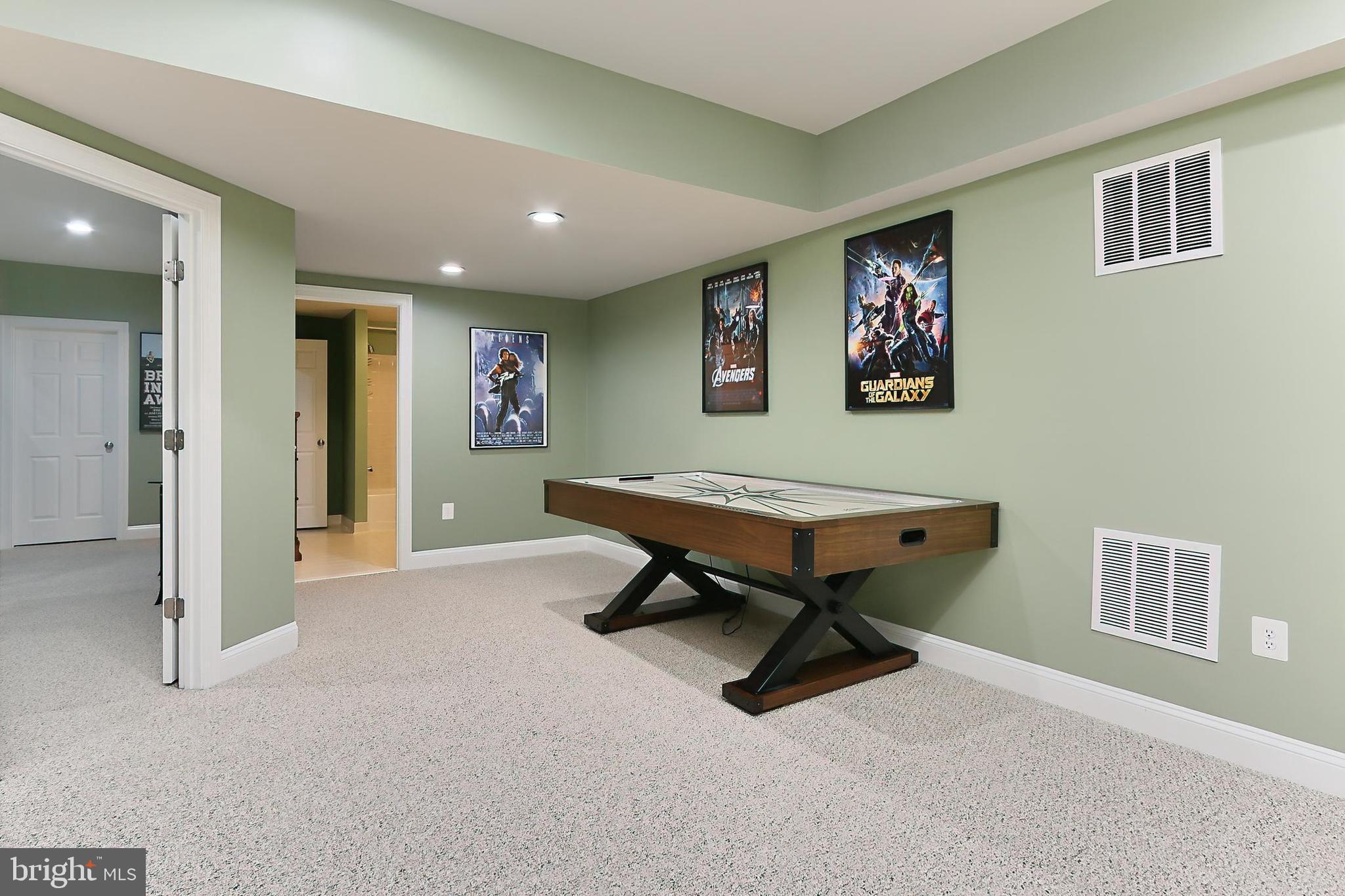 WATERFORD CREEK - Residential