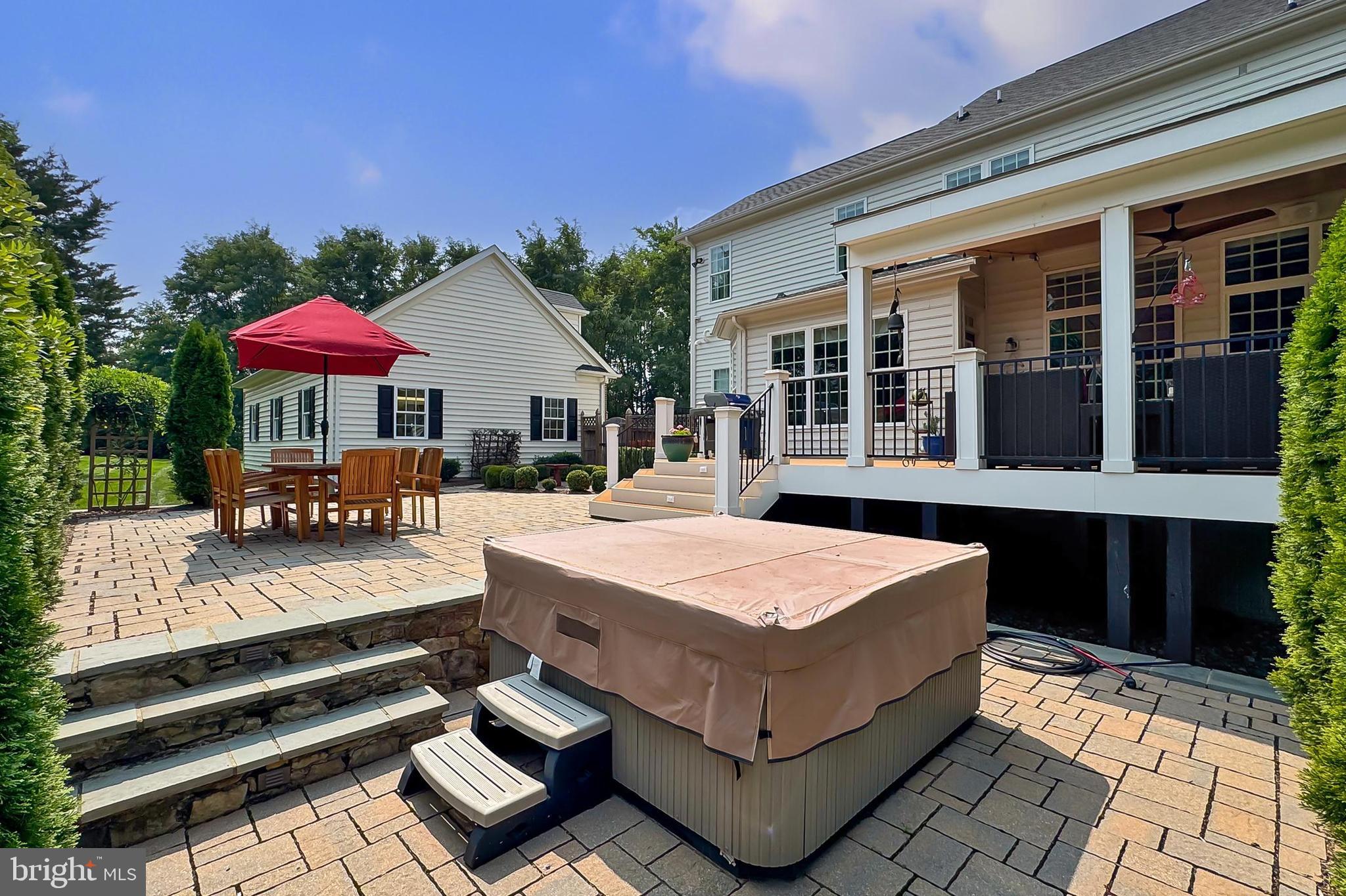 WATERFORD CREEK - Residential