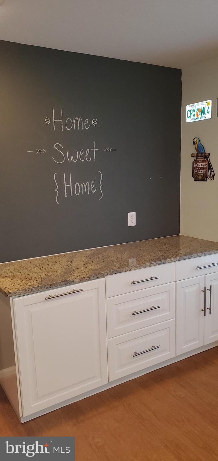 CROFTON MEWS CONDO - Residential