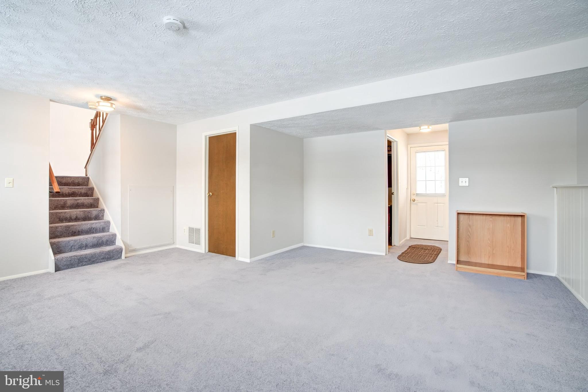 HARMANS WOODS - Residential