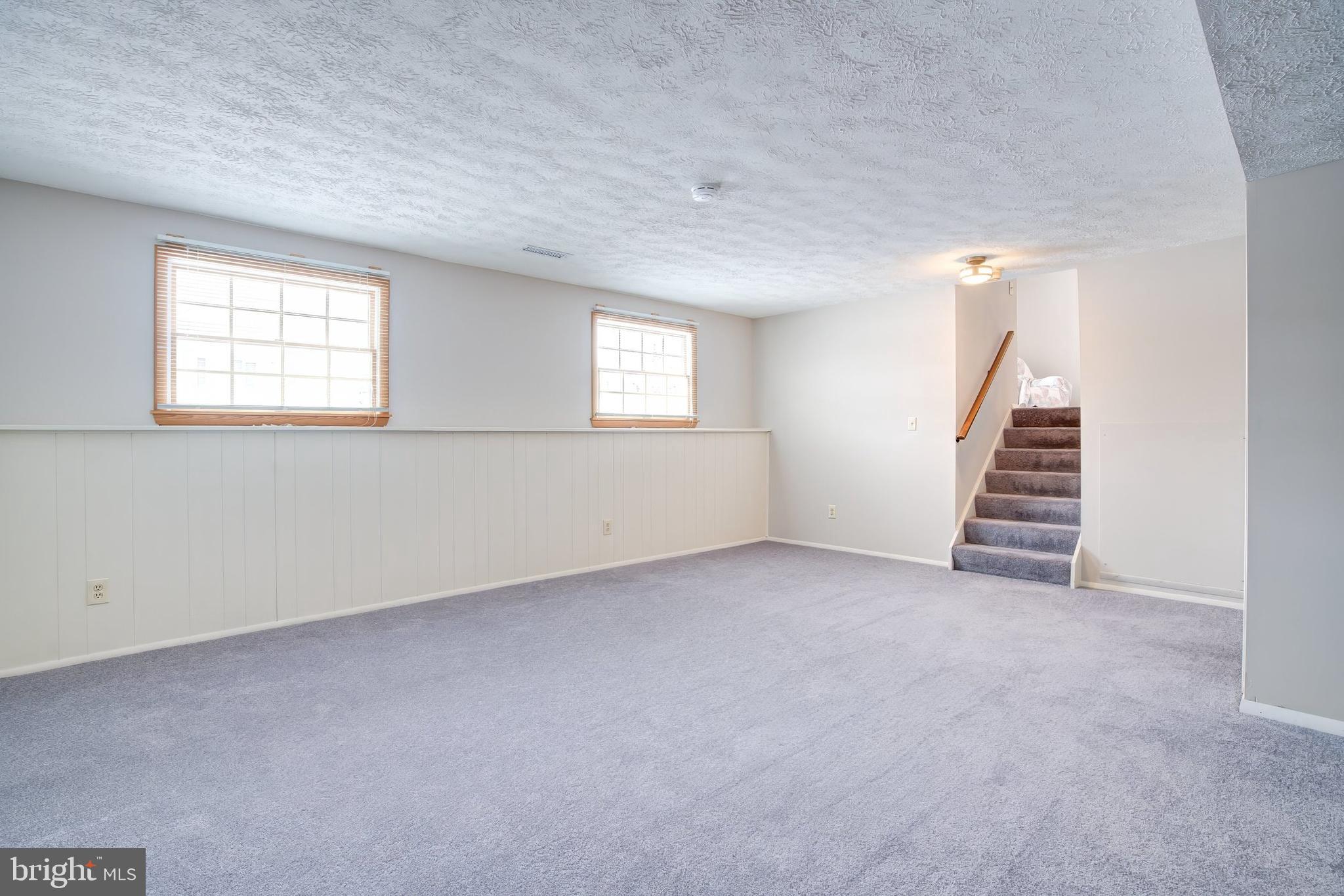 HARMANS WOODS - Residential