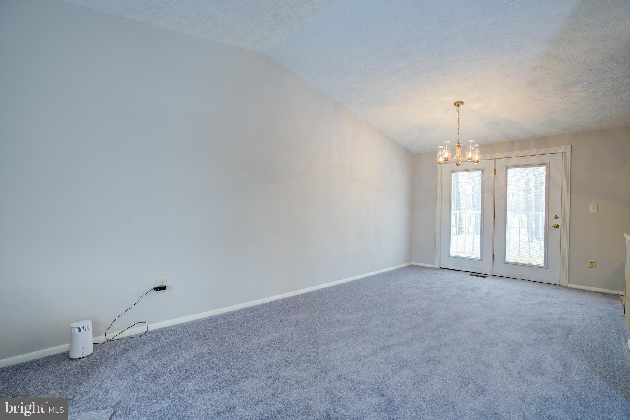 HARMANS WOODS - Residential