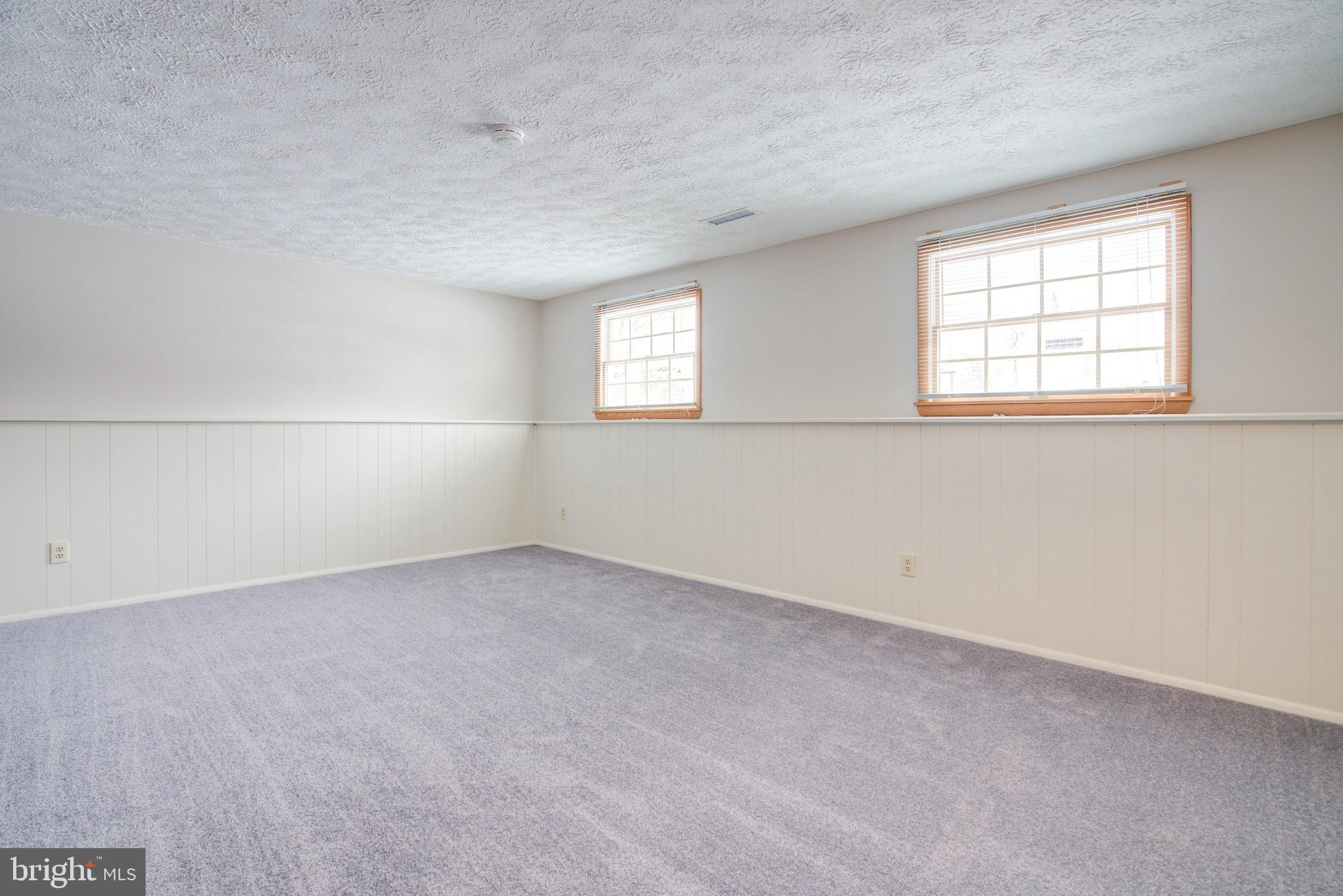 HARMANS WOODS - Residential