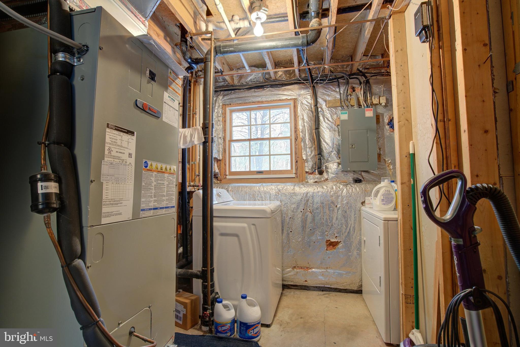 HARMANS WOODS - Residential