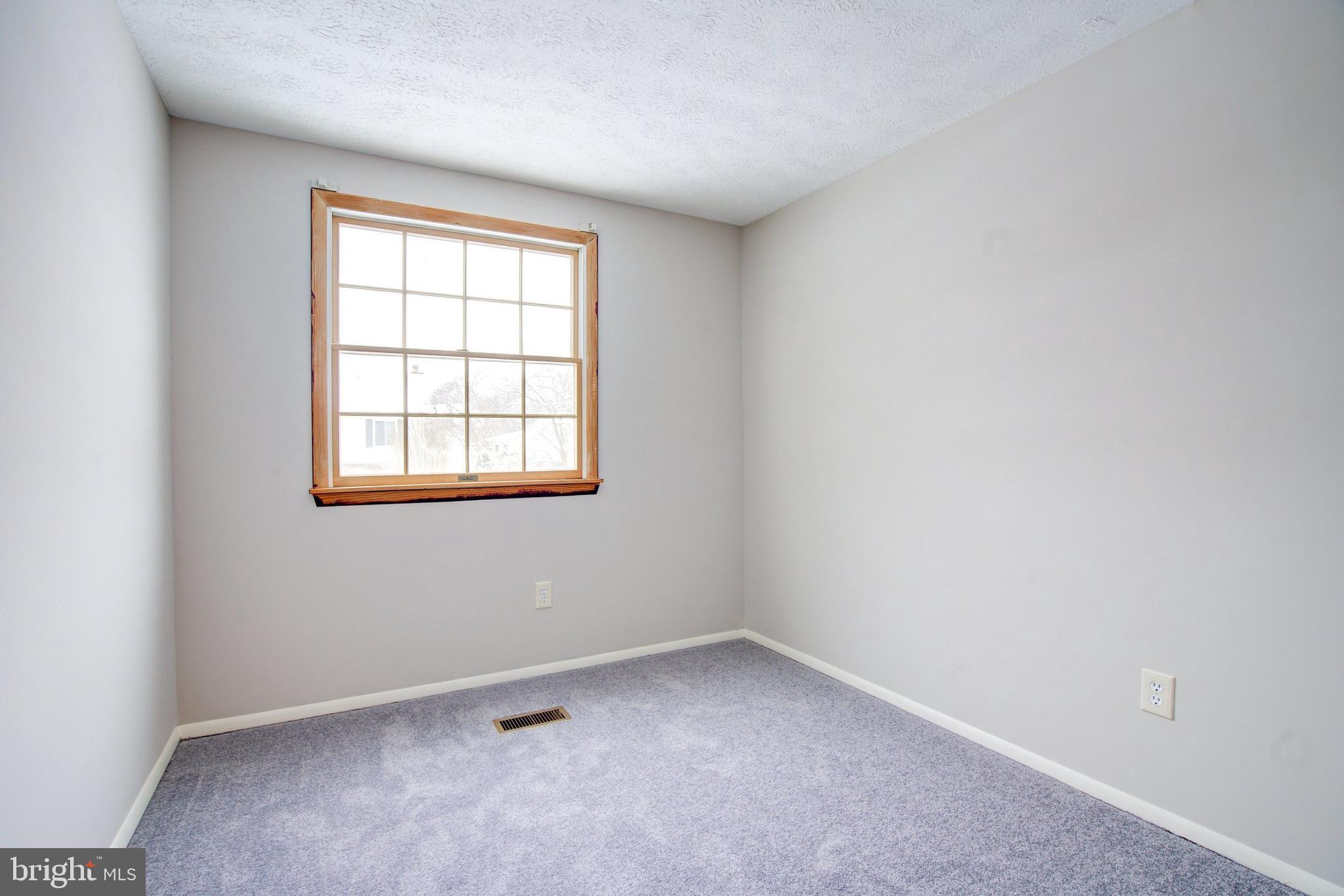 HARMANS WOODS - Residential