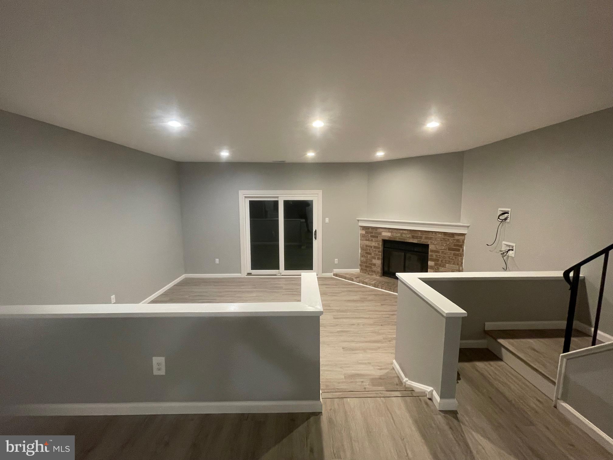 STOVER MILL - Residential Lease