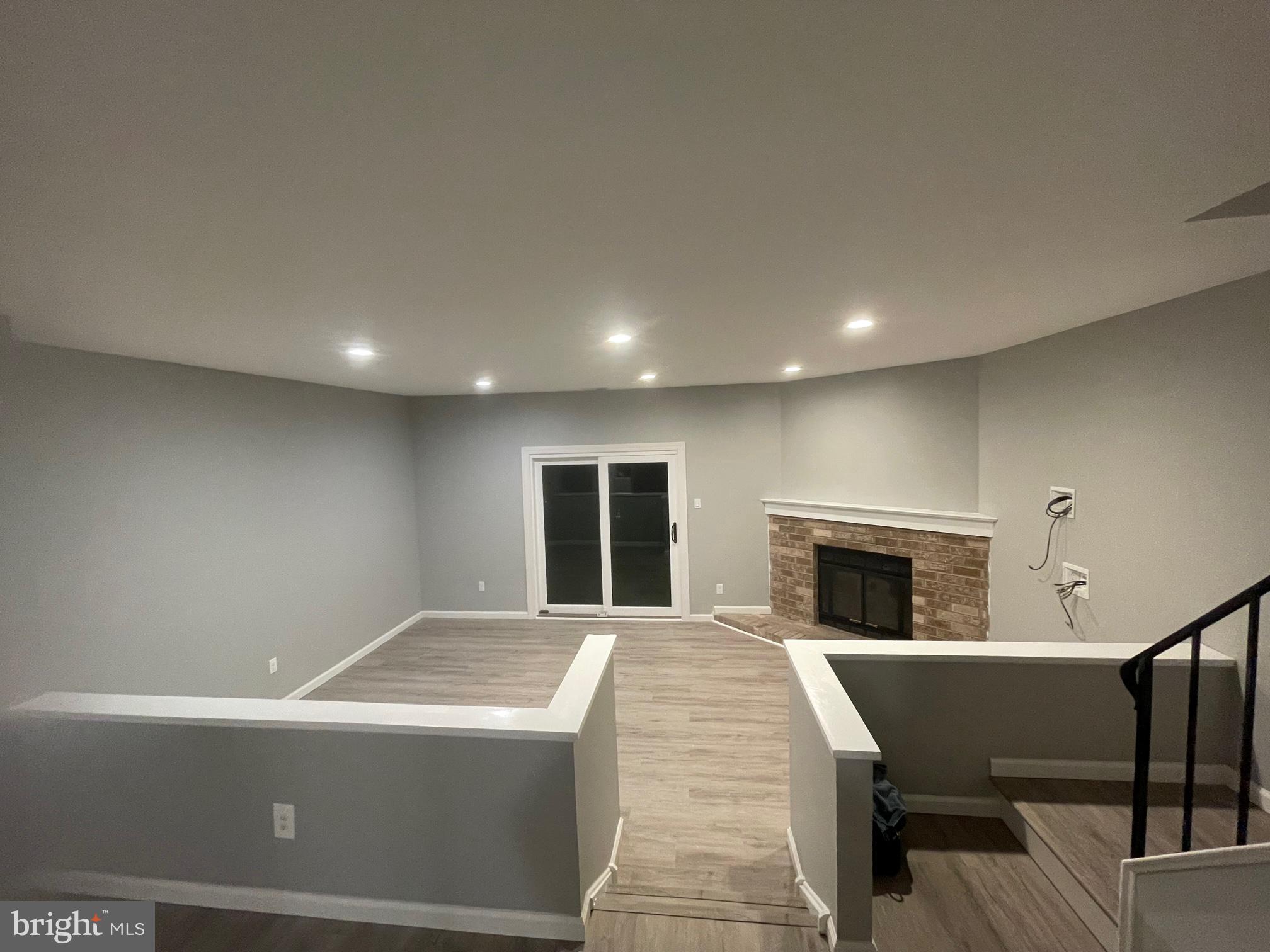 STOVER MILL - Residential Lease