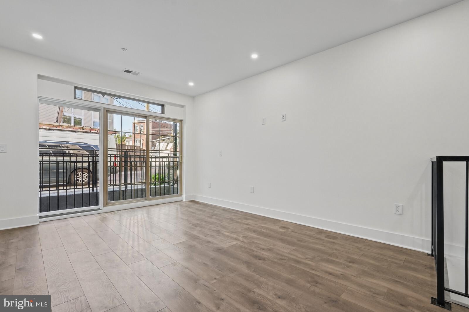 1341 PENNSYLVANIA AVENUE SE 1B