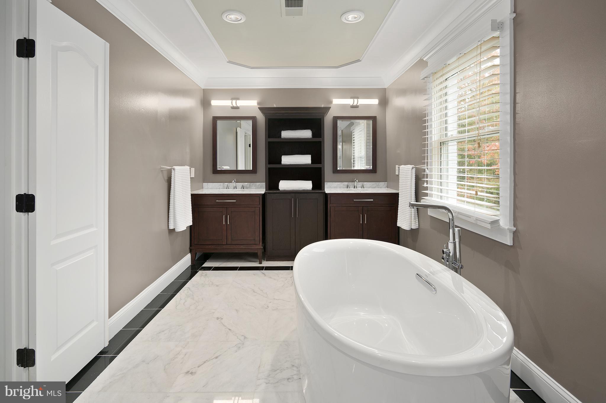 LACEY FOREST - Residential