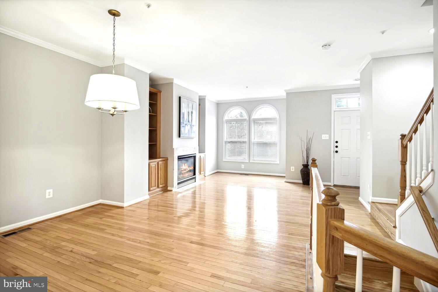 GOVERNORS GRANT - Residential Lease