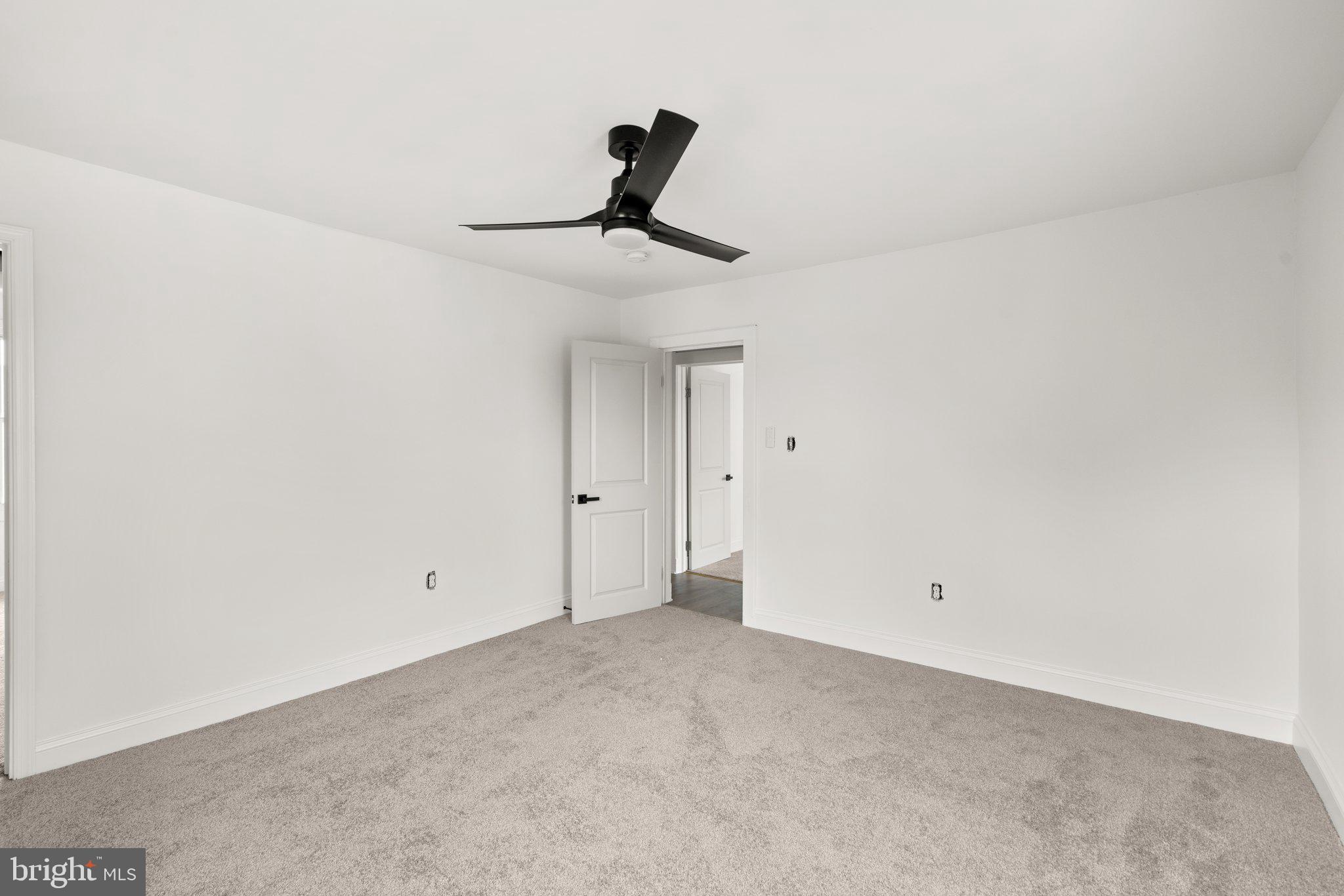 LANDSDOWNE - Residential