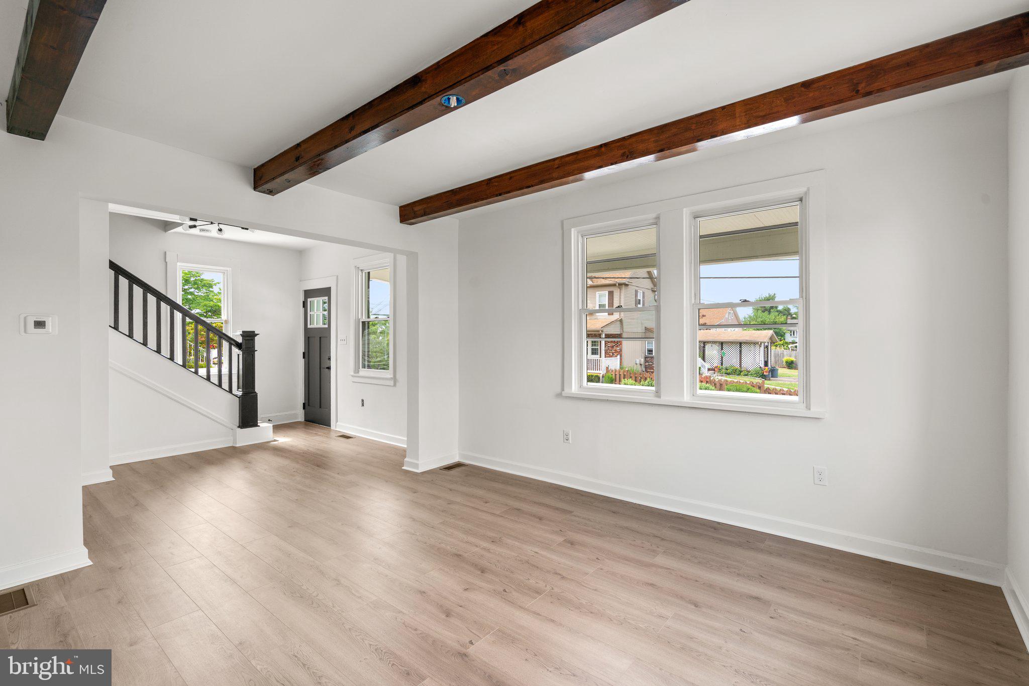 LANDSDOWNE - Residential