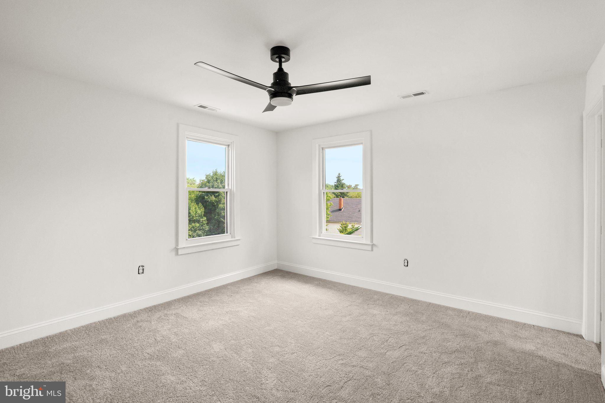 LANDSDOWNE - Residential