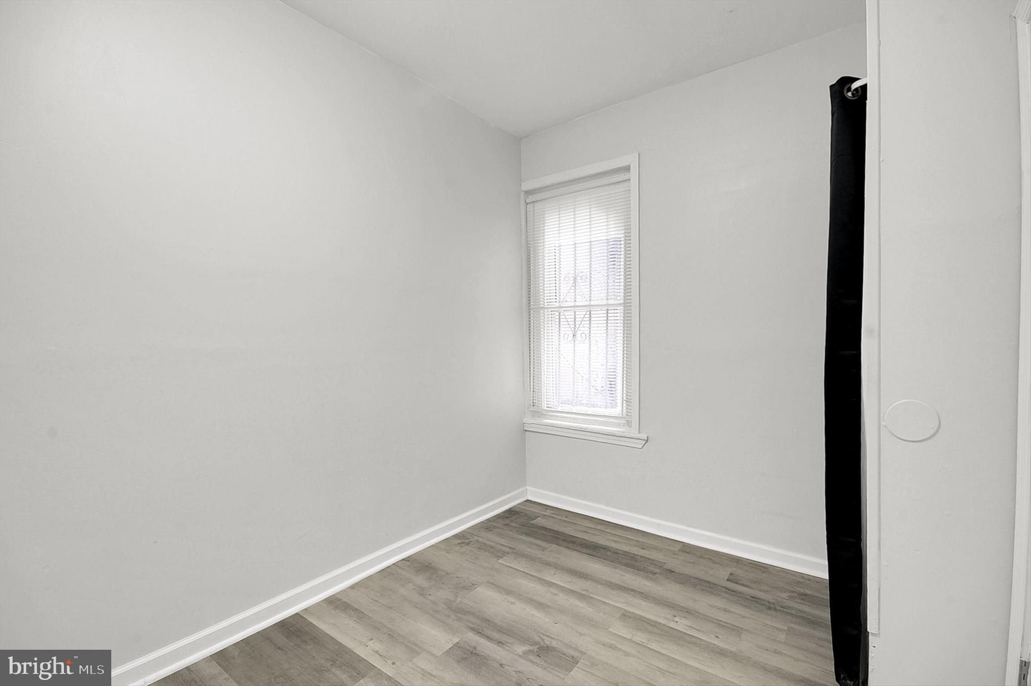 STRAWBERRY MANSION - Residential