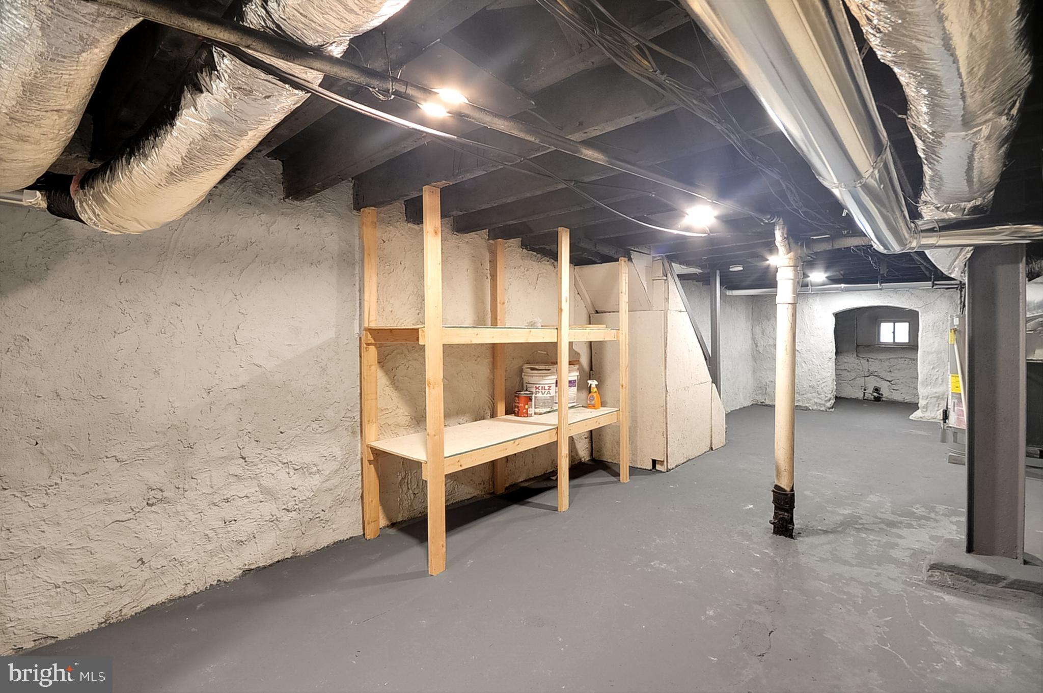 STRAWBERRY MANSION - Residential