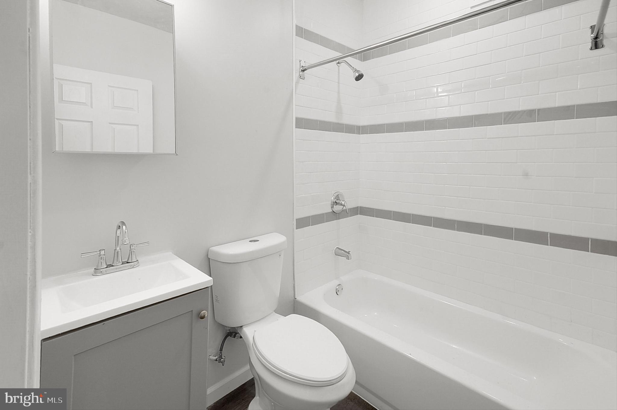 STRAWBERRY MANSION - Residential