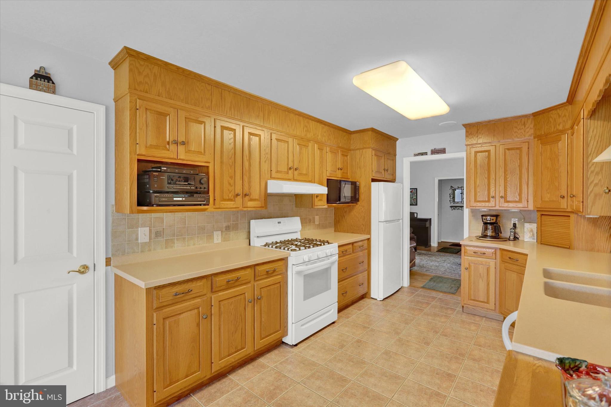 PENN NATIONAL GOLF COURSE COMMUNITY - Residential