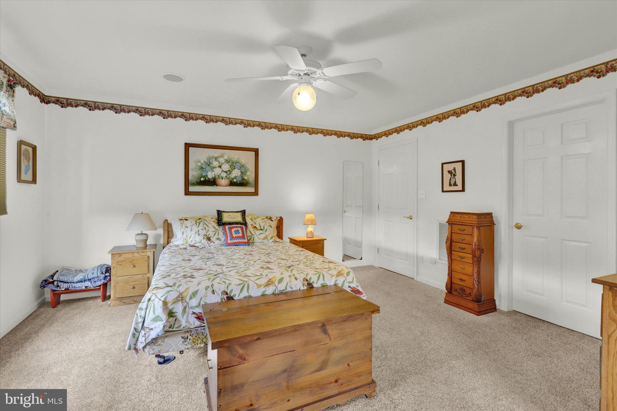 PENN NATIONAL GOLF COURSE COMMUNITY - Residential