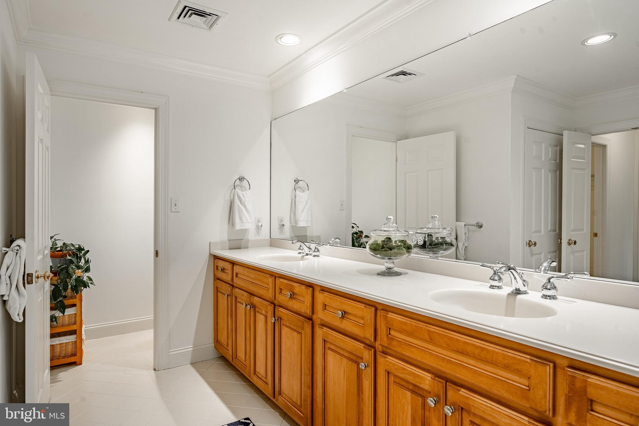 BROOKLANDS - Residential