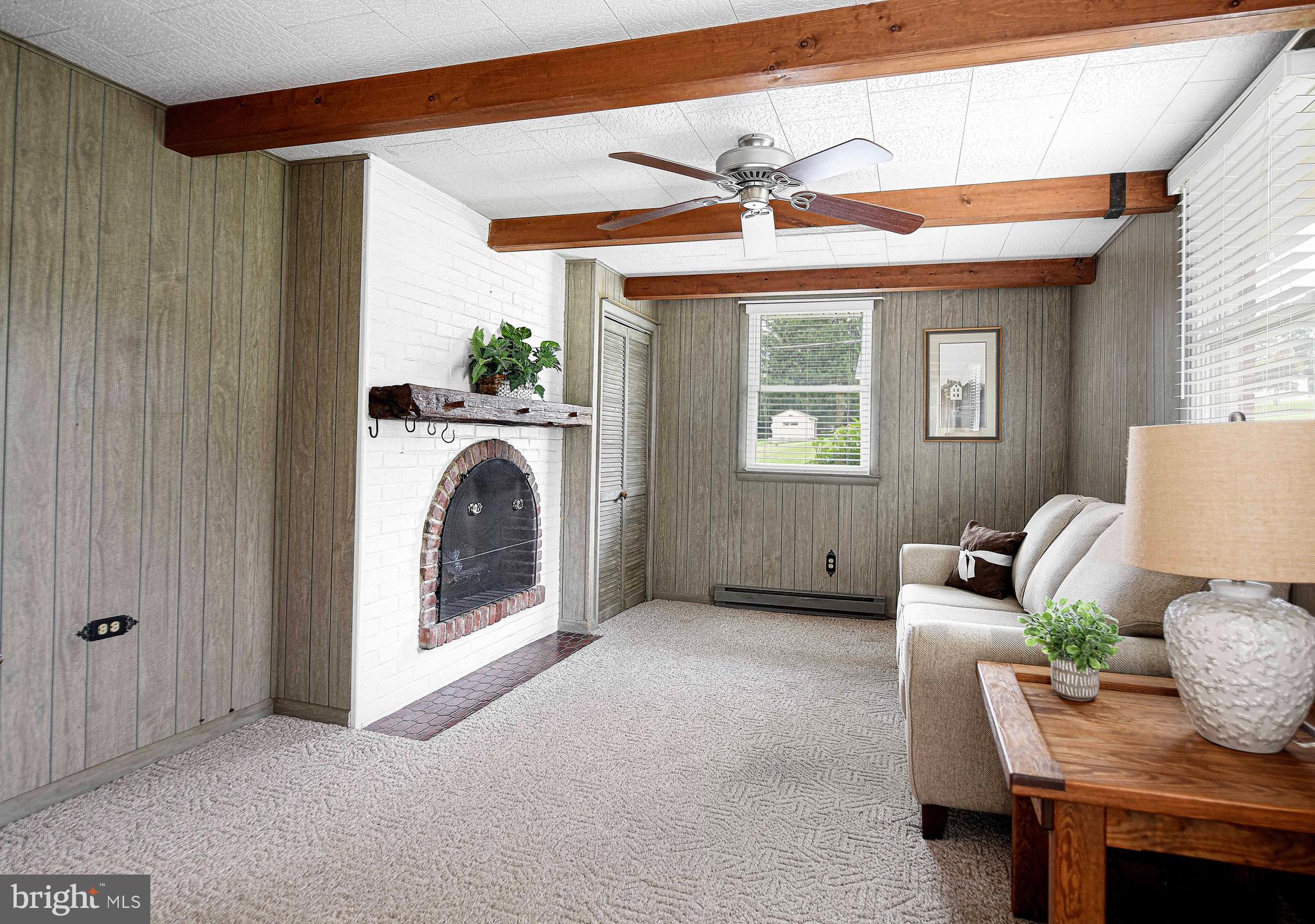 WHITE HOUSE PARK - Residential