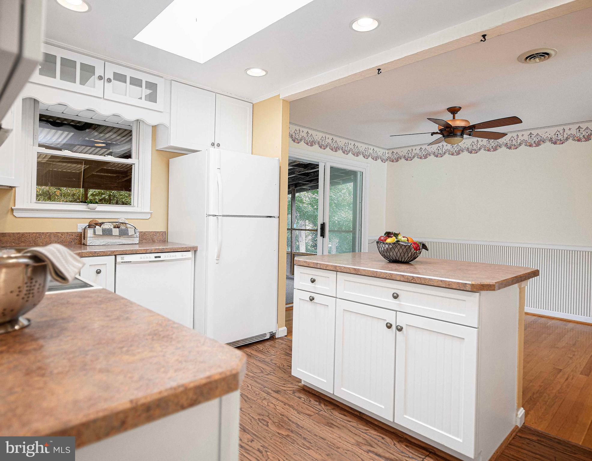 WHITE HOUSE PARK - Residential