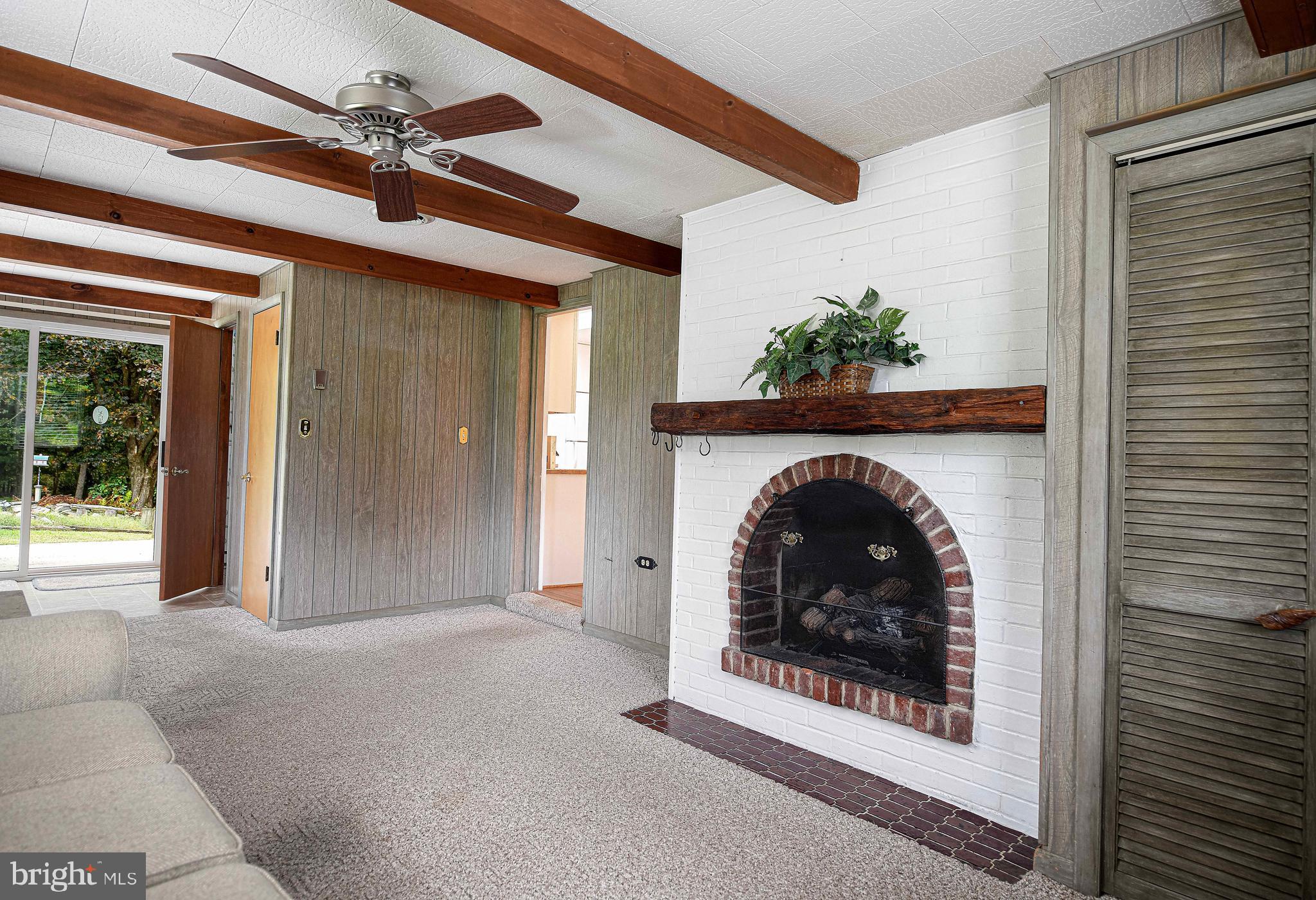 WHITE HOUSE PARK - Residential