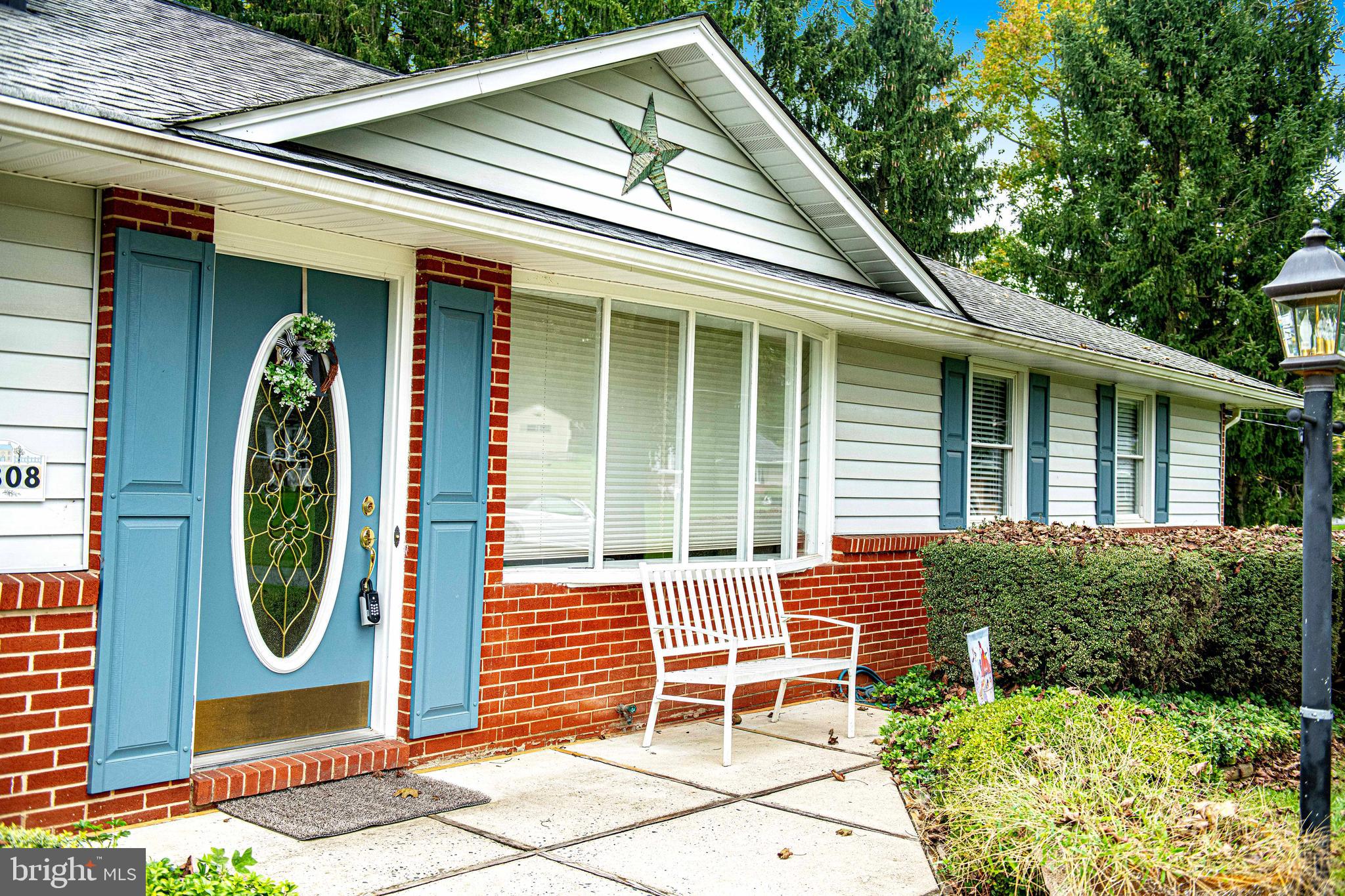 WHITE HOUSE PARK - Residential