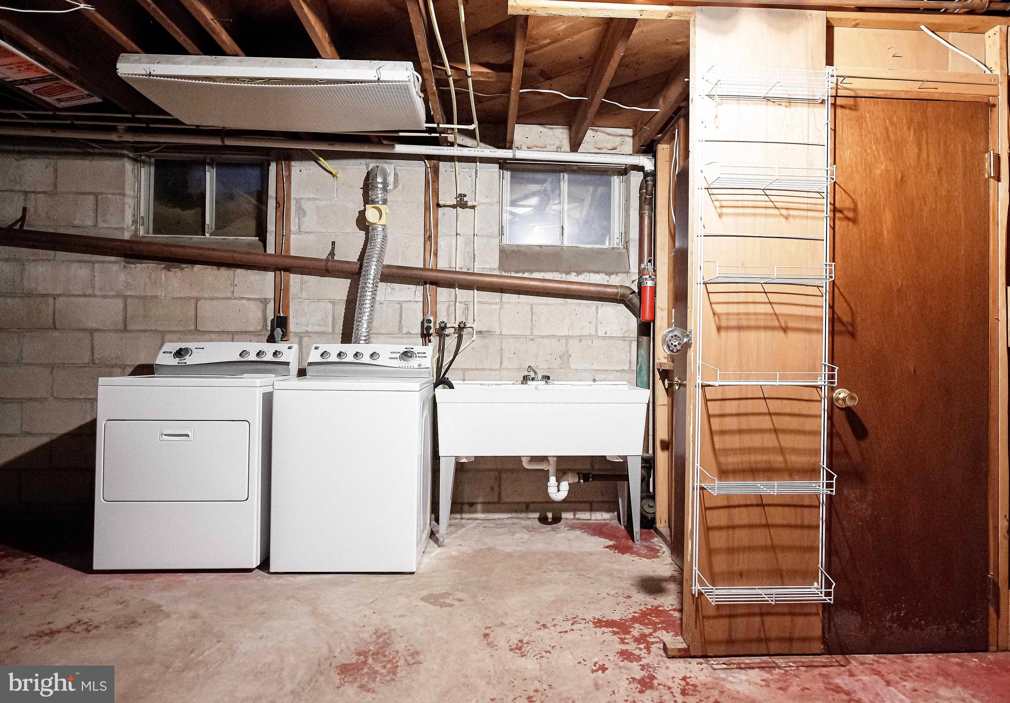 WHITE HOUSE PARK - Residential