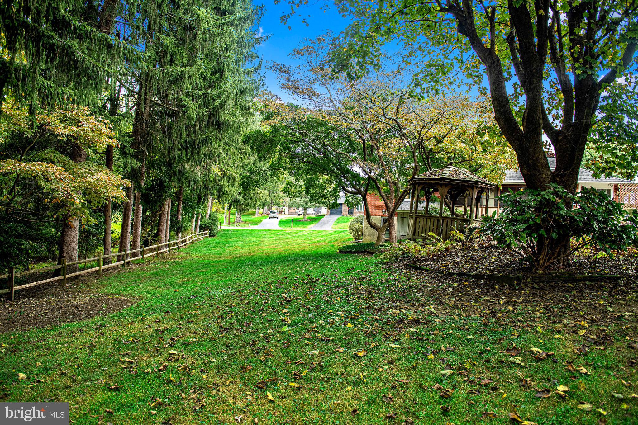 WHITE HOUSE PARK - Residential