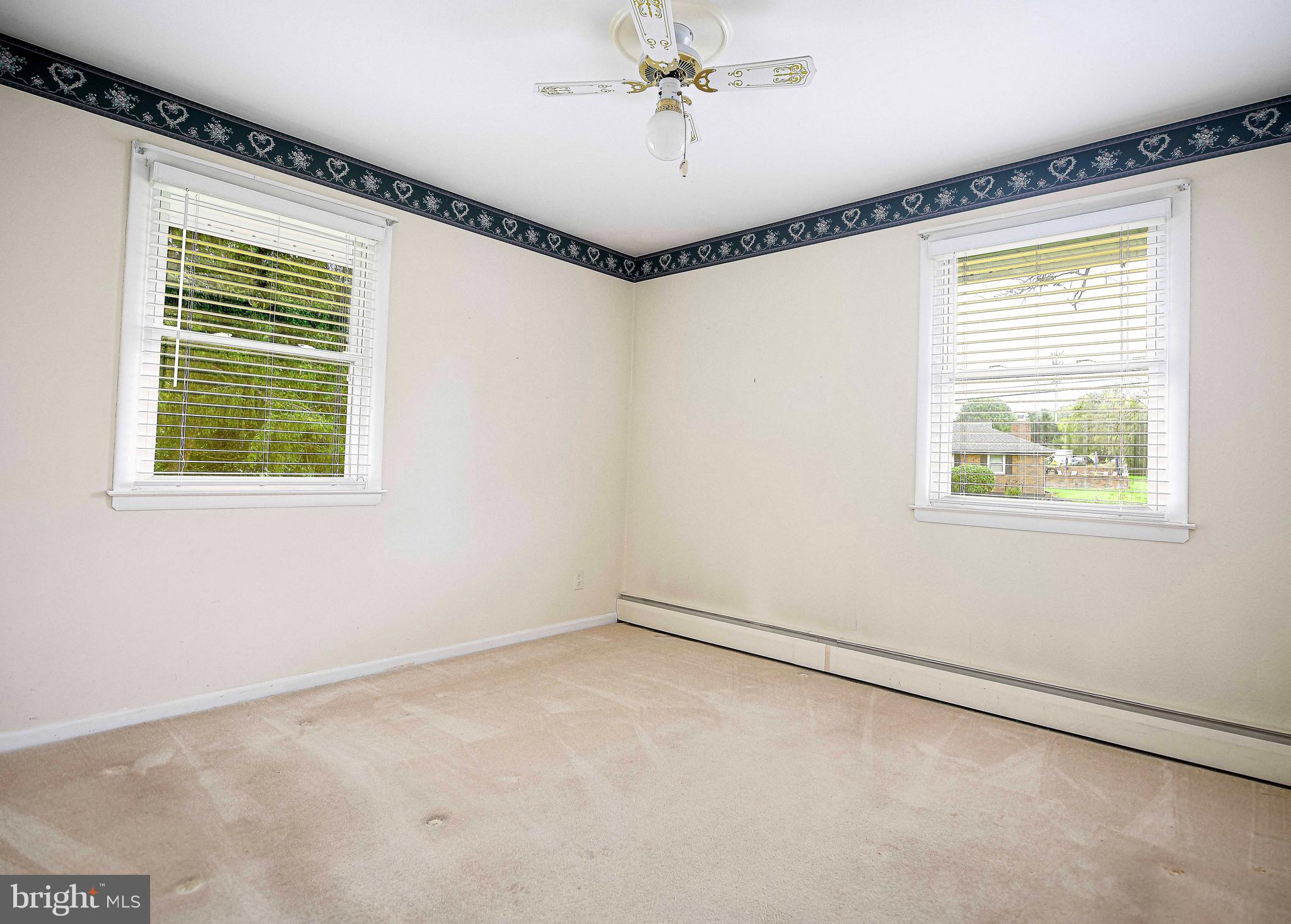 WHITE HOUSE PARK - Residential